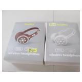 2 Assorted color wireless jeadphone...