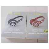 2 Assorted color wireless jeadphone...