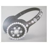 2 Assorted color wireless jeadphone...