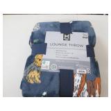Plush throw 60 x 70"...