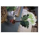 Box of Home Decor...