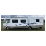 2003 Damon Daybreak 34