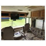 2003 Damon Daybreak 34