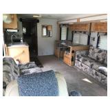 2003 Damon Daybreak 34