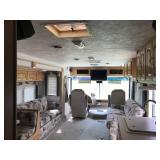 2003 Damon Daybreak 34