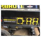BRUTE 5250 Watt Gas Generator