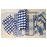 Blue & White Linen Tablecloth & Napkins Mixed Lot