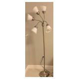 White Molded Plastic Rolling Chair & Five-Head Floor Lamp Mixed Lot