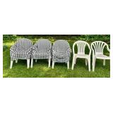 Plastic Patio Chairs With 4 Covers (Lot of 5)
