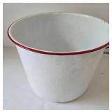 Vintage Enamelware Kitchen Lot (Lot of 6)