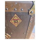 Vintage US Trunk Company Trunk 19.5 X 13 X 36 in