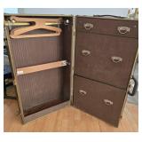 Vintage US Trunk Company Trunk 19.5 X 13 X 36 in