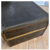 Vintage US Trunk Company Trunk 19.5 X 13 X 36 in