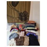 Mixed Lot Winter Hats, Scarves & Gloves