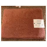 Linden Street Performance Fade & Stain Resistant Bath Rug Savanah Clay Reddish/Pinkish Color Smaller 17 inches x 24 inches