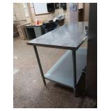 NSF STAINLESS STEEL TABLE