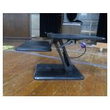 STANDING COMPUTOR DESK MOUNT-IT