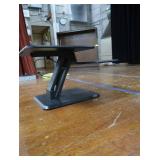 STANDING COMPUTOR DESK MOUNT-IT