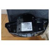 NEW IN BOX BOSE SOUNDDOCK SYSTEM - OLD IPOD PLUG IN