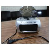 2 CD PLAYERS