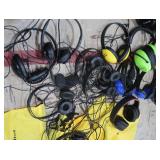 MISC LOT OF HEADPHONES AND EARMUFFS