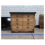 ANTIQUE WORK BENCH