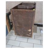 ROLLING WOOD SHELF & WORK BENCH