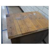 SOLID 5 DRAWER WORK STATION / DRESSER