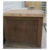 SOLID 5 DRAWER WORK STATION / DRESSER