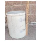 Red Wing 6 Gallon Crock