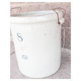 Red Wing 8 Gallon Crock