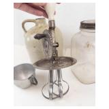 Vintage Kitchen Item Assortment (4 Pieces)