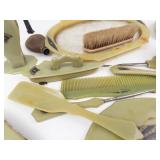 Vintage Art Deco Green Bakelite Vanity Set Mixed Lot