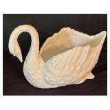 O - Vintage Swan Figurines Lenox, Richard & Unmarked (Lot of 4)