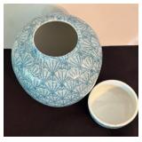 O - Vintage Blue & White Floral Plate, Crackle Glass Vase & Jar Mixed Lot