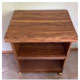 MB - Wooden Rolling Cart