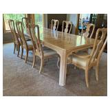 DR - Vintage Drexel Heritage Dining Table & 8 Chairs With 3 Leaves