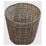 LL-FR - Wicker Stool & Basket Mixed Lot