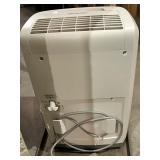 Frigidaire Dehumidifier With Bucket & Drain Hose