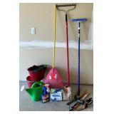 Mixed Garden Tools & Lawn Care Supplies