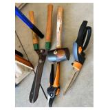 Mixed Garden Tools & Lawn Care Supplies