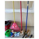 Mixed Garden Tools & Lawn Care Supplies