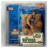 Pete Maravich NBA Legend Hardwood Classics Basketball Figure