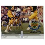 Joe Montana Autographed Limited Edition /1979 Upper Deck Authenticated Memorabilia - A Golden Tradition1995 Die Cut Football Card