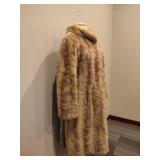 Petters Long Fur Mink Coat (M)