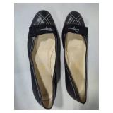 Salvatore Ferragamo Black Leather Flats (sz 8)