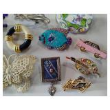 Lot of Assorted Brooches/Pins