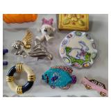 Lot of Assorted Brooches/Pins