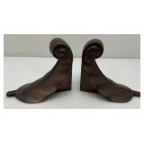 Neoclassical Acanthus Leaf-Shaped Foliate Brass Bookends 4" x 5 1/4" x 6"