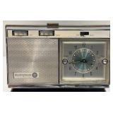 Vintage Mid-Century Westinghouse Travel Clock AM Radio